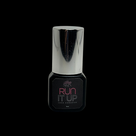 ‘RUN IT UP’ Lash Adhesive