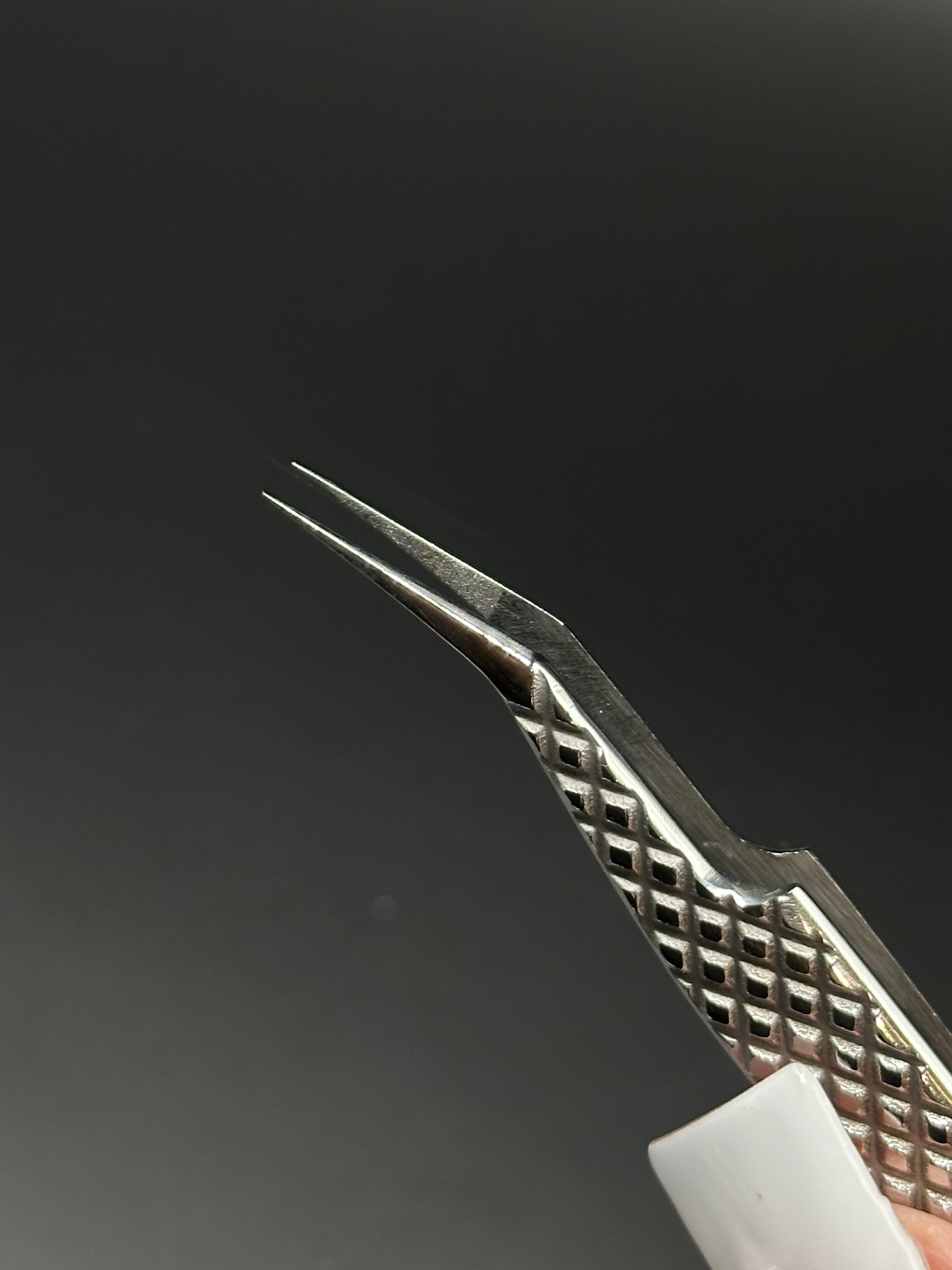 ‘HIGH POINT’ Isolation Tweezer